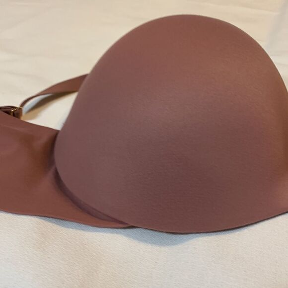 Victorias Secret Sz 32DDD "Incredible" pushup underwire bra/adjusts 2 Razorback - Picture 8 of 11